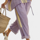 Corina – top elegant din lavandă și pantaloni cu dungi muștar